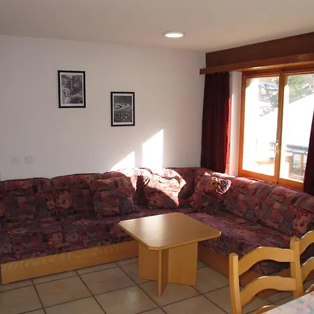 Appartementhaus Venetz Saas105 Ruhige Lage Direkt An Skibushaltestelle Exterior photo