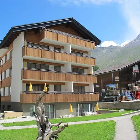 Appartementhaus Venetz Saas105 Ruhige Lage Direkt An Skibushaltestelle Exterior photo